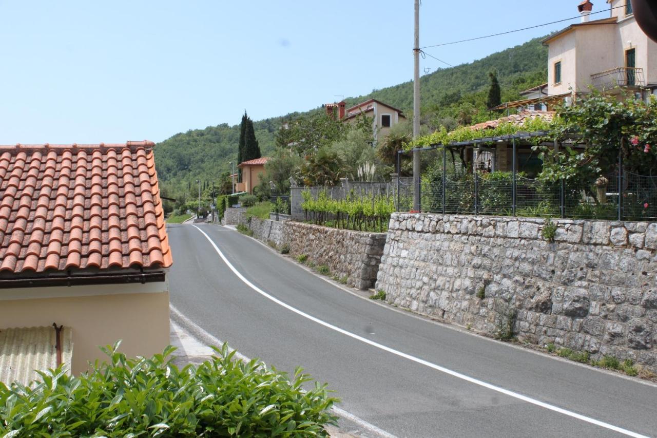 Apartments With A Parking Space Kraj, Opatija - 7794 Kraj  Exterior photo